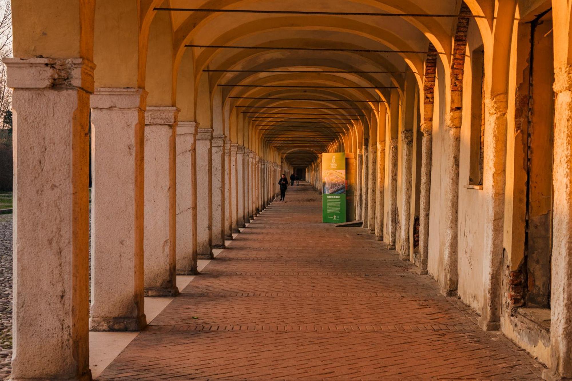 La Loggia Bed & Breakfast Comacchio Exterior photo